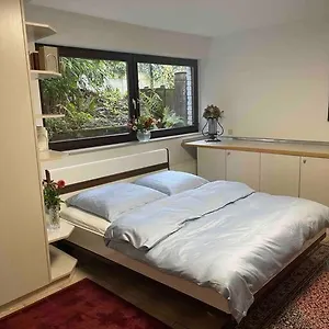 schne-ruhige-wohnung-42qm-in-messenhe.topcolognehotels.com/